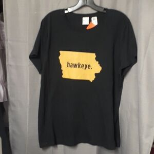 Iowa Hawkeyes size XL Woman's short sleeve shirt